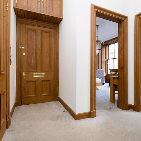 ALTIDO 5 Bedroom Apt near Meadows&George Square Edimburgo Exterior foto
