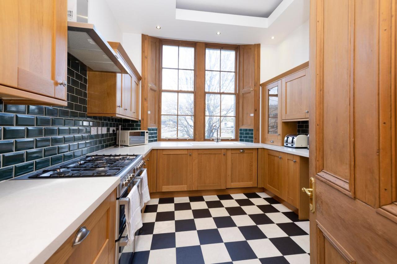 ALTIDO 5 Bedroom Apt near Meadows&George Square Edimburgo Exterior foto