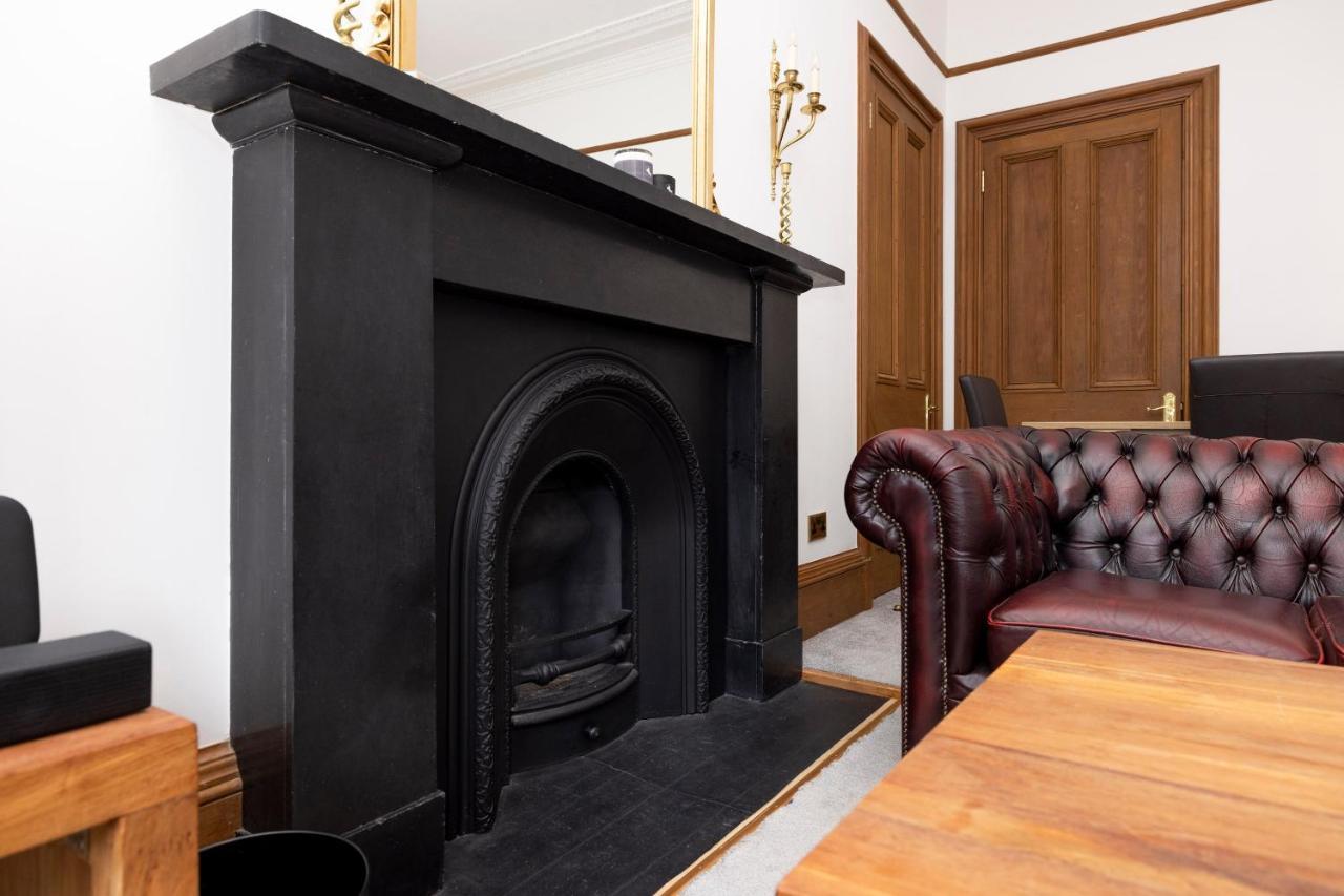 ALTIDO 5 Bedroom Apt near Meadows&George Square Edimburgo Exterior foto