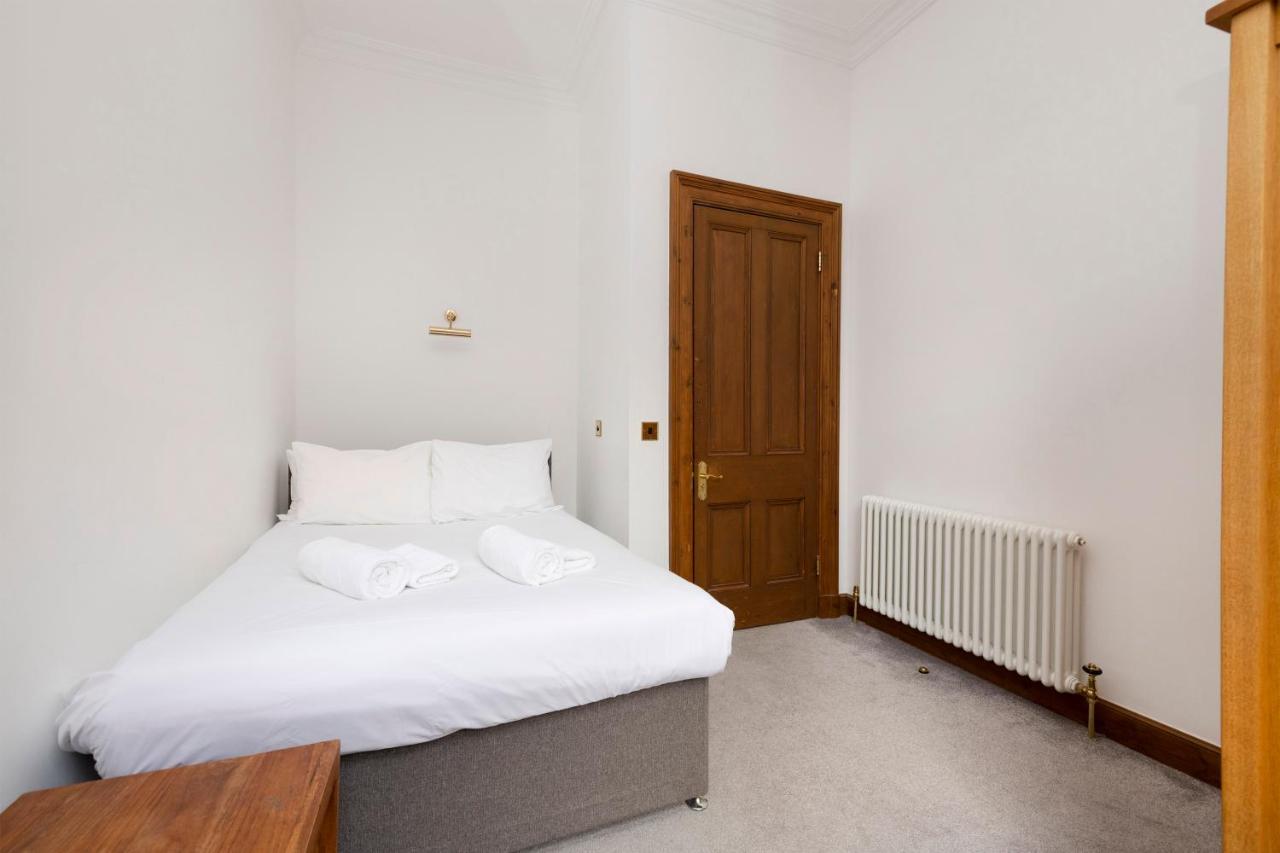 ALTIDO 5 Bedroom Apt near Meadows&George Square Edimburgo Exterior foto