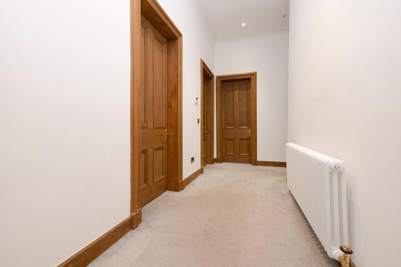 ALTIDO 5 Bedroom Apt near Meadows&George Square Edimburgo Exterior foto