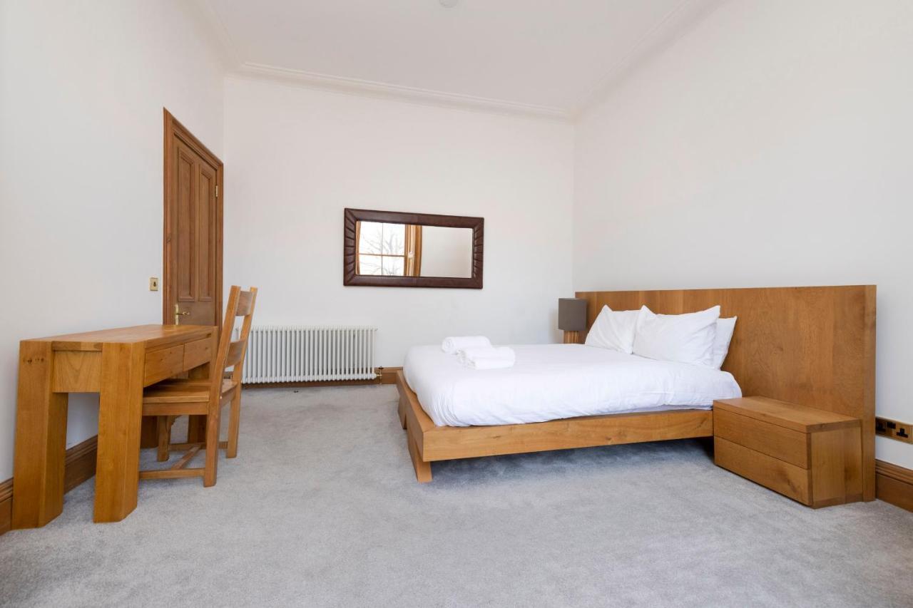 ALTIDO 5 Bedroom Apt near Meadows&George Square Edimburgo Exterior foto