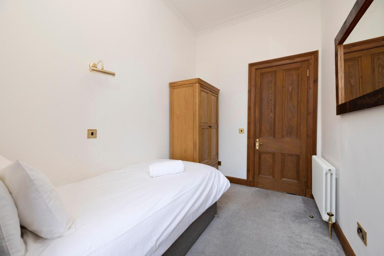 ALTIDO 5 Bedroom Apt near Meadows&George Square Edimburgo Exterior foto